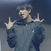 deviya 🩷 HOLO IS COMING (@onyourddddd) 's Twitter Profile Photo deviya 🩷 HOLO IS COMING (@onyourddddd) 's Twitter Profile Photo