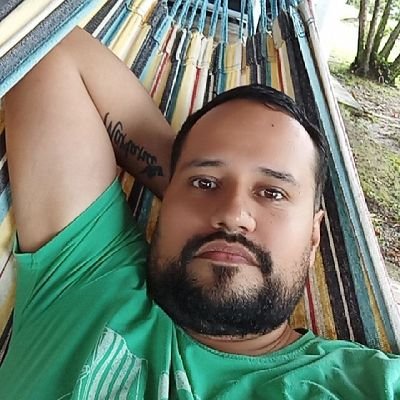 KevinPachecoG's profile picture. Corazón herido, espíritu en evolución.