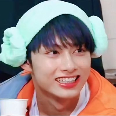 opencl0selock's profile picture. 🐱😇🍚🍊