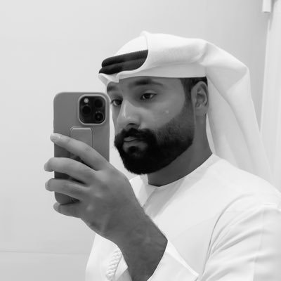 وجه بلا ملامح، طريق بلا وجهة، سؤال بلا إجابة… كان هنا ذات يوم، والآن تلاشى.