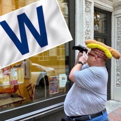 Illinois bears cubs and bulls fan FOLLOW swan_cards_ on insta