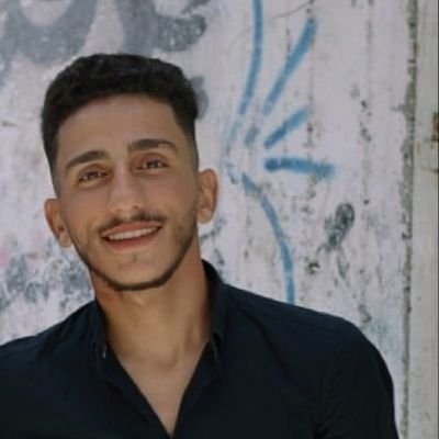 QadoosAbu's profile picture. ‏‏‏‏‏أن تأخذني الأيام للطرق التي أريد، بالطريقة التي أحب.- آمين❤
‏مُمرض أزهري 🥼👨‍⚕️💉