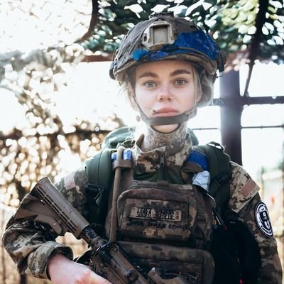 combat medic from Kherson in Ukraine’s 93rd Brigade. call me acid 🇺🇦