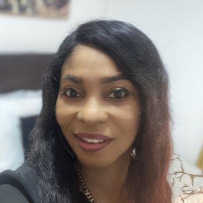 Tech-savvy female financial advocate💰| Helping SMEs + startups crack funding (so they don’t repeat my mistakes) | Researching how money really flows for women