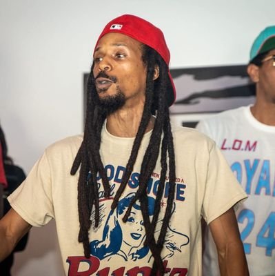 Artist/Battlerapper from Tampa, FL..I love to joke, but nothing's funnier than the truth..