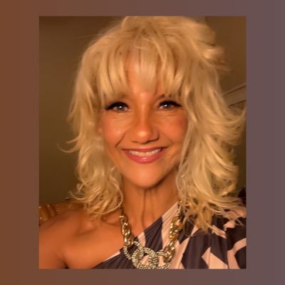 Not your ex’s AI twin 🎤 Raised on sweet tea, spiritual warfare & the audacity. | Half death doula. |Full vibe. |Leading magical mindset movements.