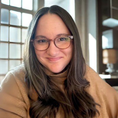 Postdoc @NotreDame | PhD @CornellSoc. Ever evolving ethnographer. Studying school punishment, race, and place in the rural South. She/her. @mingome on Bluesky