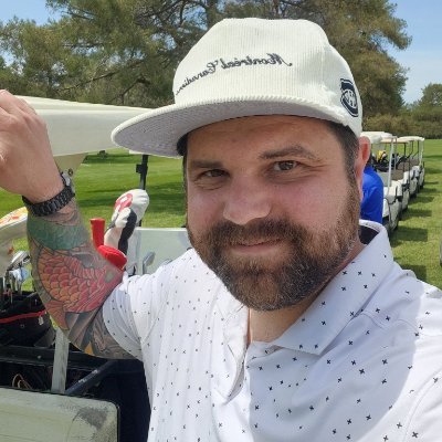 Hockey, F1, Golf, Sea Kayak
My exploring alter ego 📷 @Wandering_Sig
Go Habs Go!!