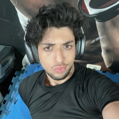 hsenshamass's profile picture. posting whatever strikes my fancy