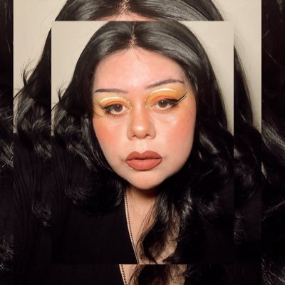 击 • she/her • 31 • BLM • philly sports. 🔔🦅• too soupy for the trash, too solid for the sink • priv: @ierooomood •