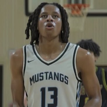 6’2 Guard c/o 2027 | 3.7 GPA | The Mount Vernon School | justinlpage13@gmail.com | 470-382-0850