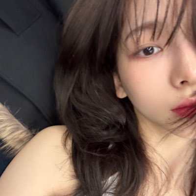 floeyridina's profile picture. Vibin’ in my own world