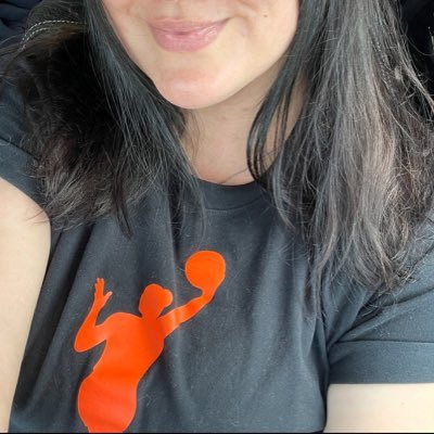 literally just a girl (who loves women’s sports) | WNBA | WBB | she/her/hers | 33 | 🏳️🌈🇵🇸🇺🇦