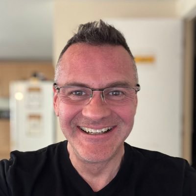 2-time Paracycling World Champion. Rio 2016 Medallist. Former Hour Record holder. Managing Director for @ShuttVeloRapide and @Prendas Cycling Clothing.