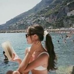 Tuicoo35720's profile picture. 