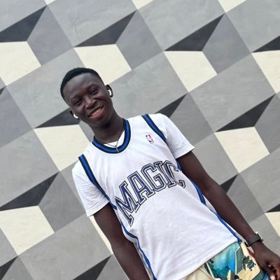 LayesoryTo14610's profile picture. 