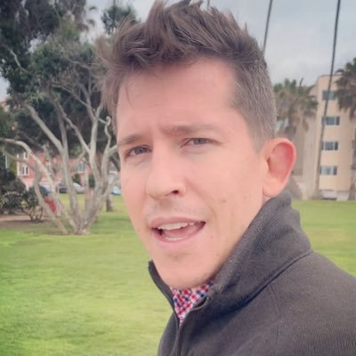 ⚡️VC-Backed Founder 💰 Ex-Head of Growth @ 2 VC Startups | Reforge Member | AI + Sales + Marketing Tips for Founders
