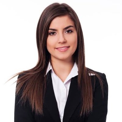 Nisha_Invests's profile picture. 📊 Finance simplified in Hindi | Stock tips | Mutual funds | Long-term mindset 🧠