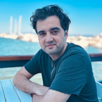 bozubal's profile picture. iOS Developer