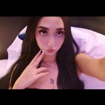 hola precioso soy kittymorales🏳️⚧️💓 estoy para complacer tus más profundas fantasías bb 😈🔥