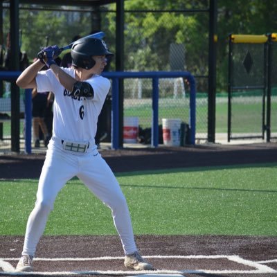 class ‘28 | MIF/OF | 5’8 145 | 3.9 gpa |coverholtz0428@gmail.com | Phone # (937)-248-8839