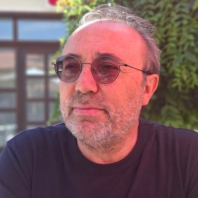 Türkiye Türk'tür!
Ben ‘Türkiyeli’ falan değilim, Türk’üm!