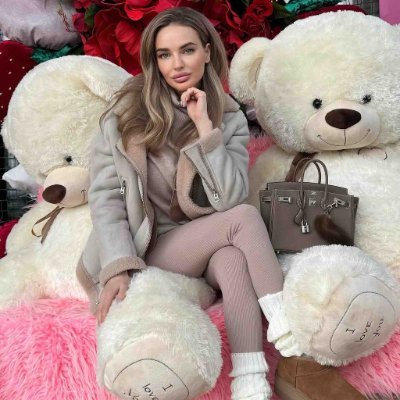 Free, independent woman, in this bad part of Los Angeles, rejecting pornography