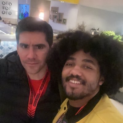 #savethebees #freepalestine Bartender, melee player, & amateur artist (soundcloud rapper)