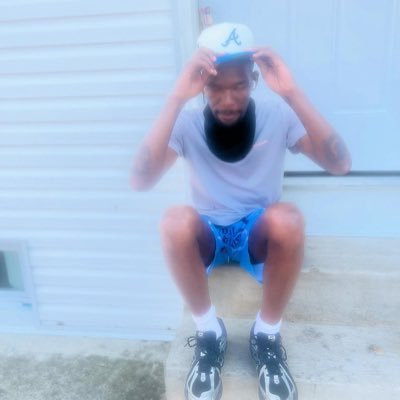 KB 🥷🏾North philly 📍its social media you can be whoever you want 🤦🏽♂️😭