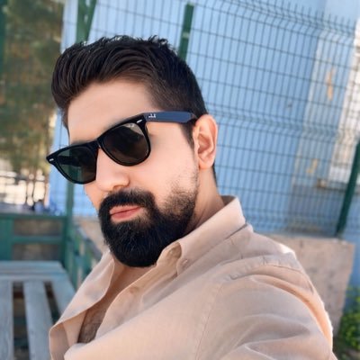 Arel75710178's profile picture. Beyaz yakalı