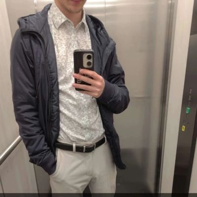 LagardeN's profile picture. real estate investment
J-C
Saint-Nicolas ⚜️🇫🇷🥐🥖