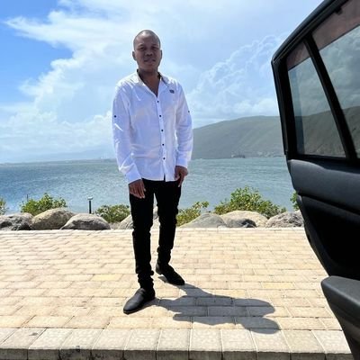 tarickromain's profile picture. Chelsea and Inter.