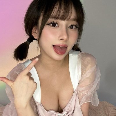 Sweet & spicy Asian tease with a craving for fun dates, dirty talk & wild nights 😈💦 Want a taste? Tap my link & come play… 🔗👇