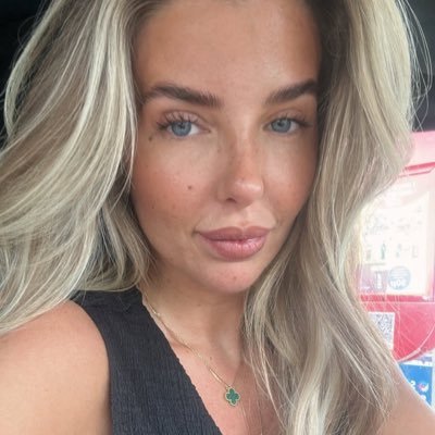 mooremay013's profile picture. 