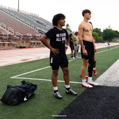 ‘28 | WR, S| 5’8 177.6 lbs | East Kentwood High School | 3.17 gpa | email: ezekielferrell3@gmail.com | Phone: 616-821-0543