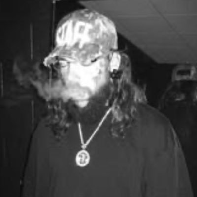 Cartelzzzzzzzzz's profile picture. 𝓢𝓽𝓮𝓵𝓵𝓪 𝓡𝓸𝓼𝓮 | 20 🪖 G59 👌