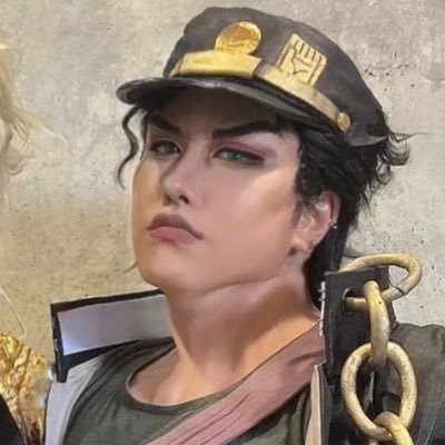 飛ばせ狂え(ほぼ壁打ち) 20↑ カメラ握ったりコスプレしたり衣装作ったり DO NOT REPOST!! Do you understand?