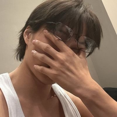 mzjongin0114's profile picture. end