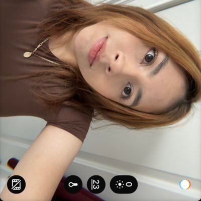 ash_23_10's profile picture. 👩🏻‍🦰