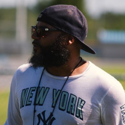 DB Coach | AHS 🏈 | Faith. Detail. Discipline.
Developing young men & DB excellence.
High school coach in Holiday, FL.
#DBCoach #FaithAndFootball