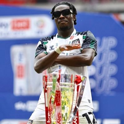 SAFCEd79's profile picture. 23 | eliezer mayenda enthusiast | sunderland | heat | patriots | verstappen