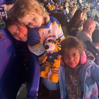 Geebs4's profile picture. Sports addict. 716 born and raised. Girl dad.  French Bulldog owner. #BillsMafia #ForTheA #LetsGoBuffalo