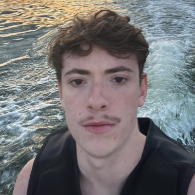 21y // Streamer e Influencer 🦇 Contato : nicollagenar@gmail.com REI DOS APOSTADOS