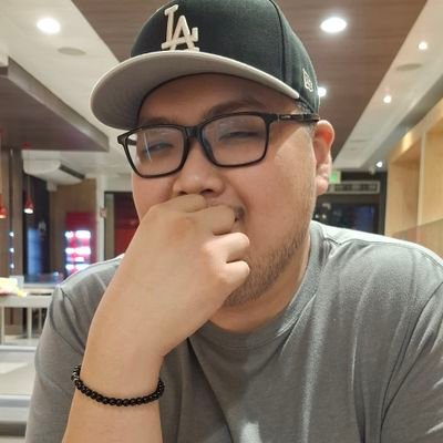 templar_of_sion's profile picture. Chinito|Chub|Matcha Lover|5'10|Fil-Chi|Foodie.
