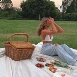 Mieoofal947477's profile picture. 