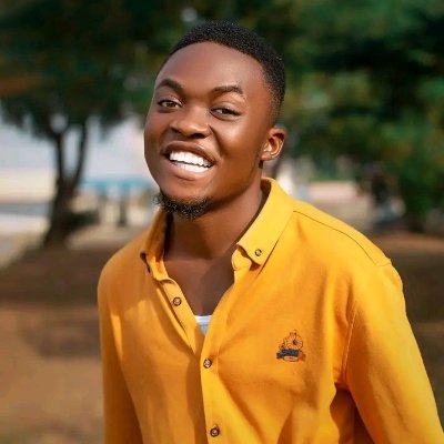 A Christian / A top-notch fashion dsigner🧵✂️🪡 / A proud Nigerian🇳🇬 / A certified Microbiologist 🔬