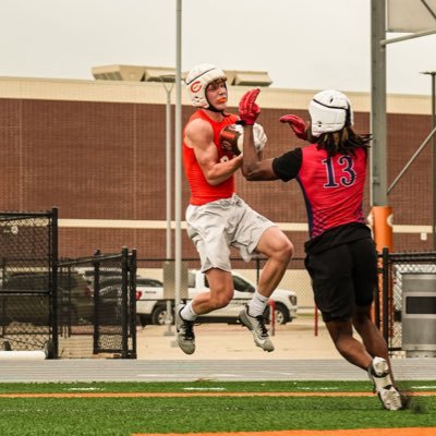 LucasEngle12's profile picture. Celina HS - Soph/2027/ Football - FS & WR/5,10 165lb/ Track 800m : 2:08