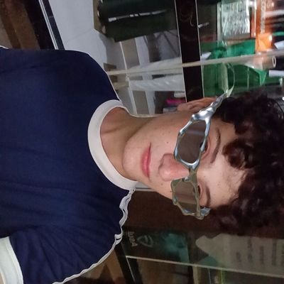 math_dyvo's profile picture. 