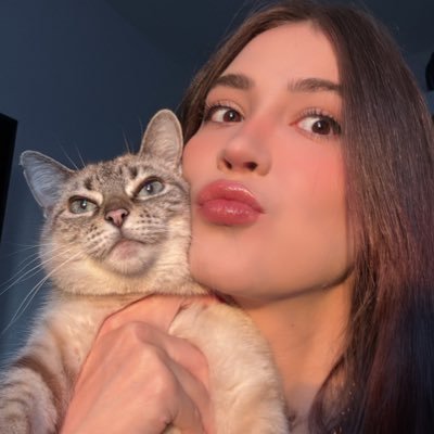 Embaixadora @redragonbr @flaesports contato@gabzuski.com