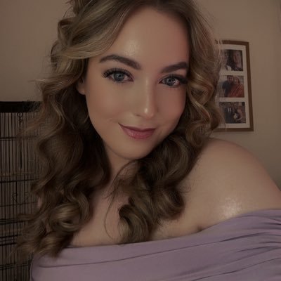 Janny Profile